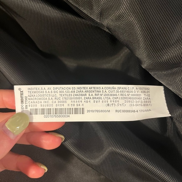 Zara Cropped Black Blazer NEVER WORN - Picture 7 of 8